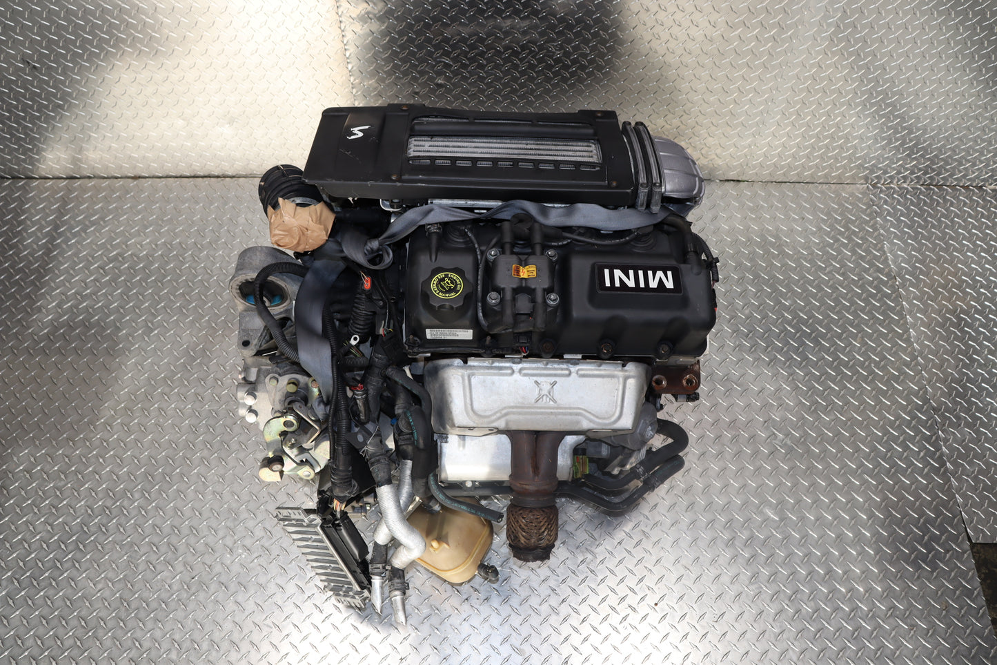 JDM 2002 - 2006 MINI COOPER S 1.6L SOHC SUPERCHARGED ENGINE with 6 speed Transmission