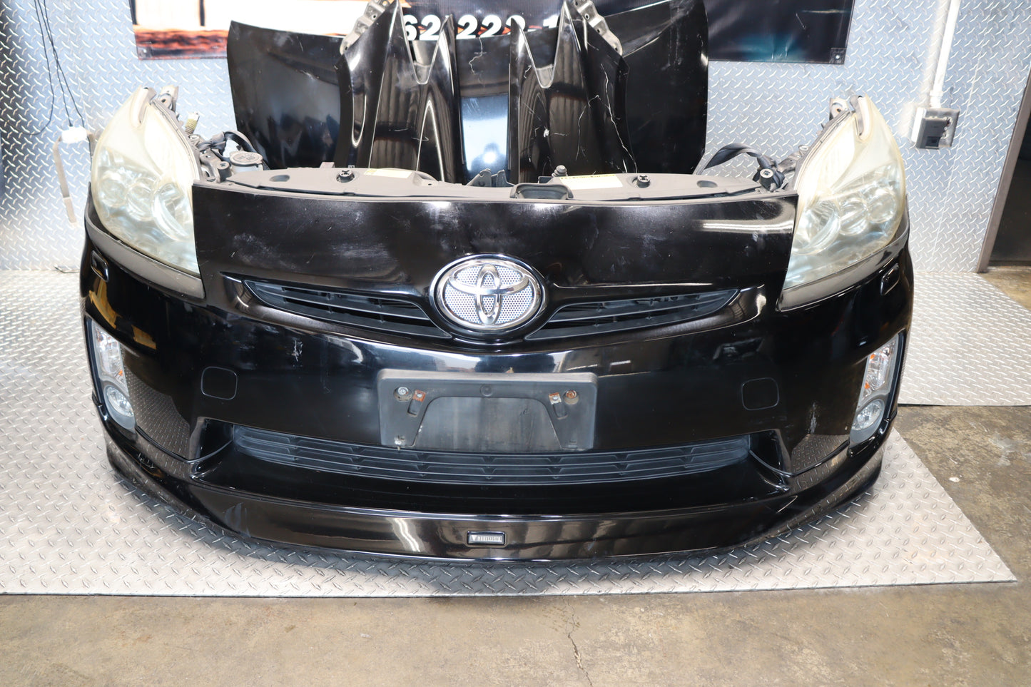 JDM 2010 - 2015 TOYOTA PRIUS 3RD GEN COMPLETE FRONT END NOSE CUT ASSEMBLY SWAP